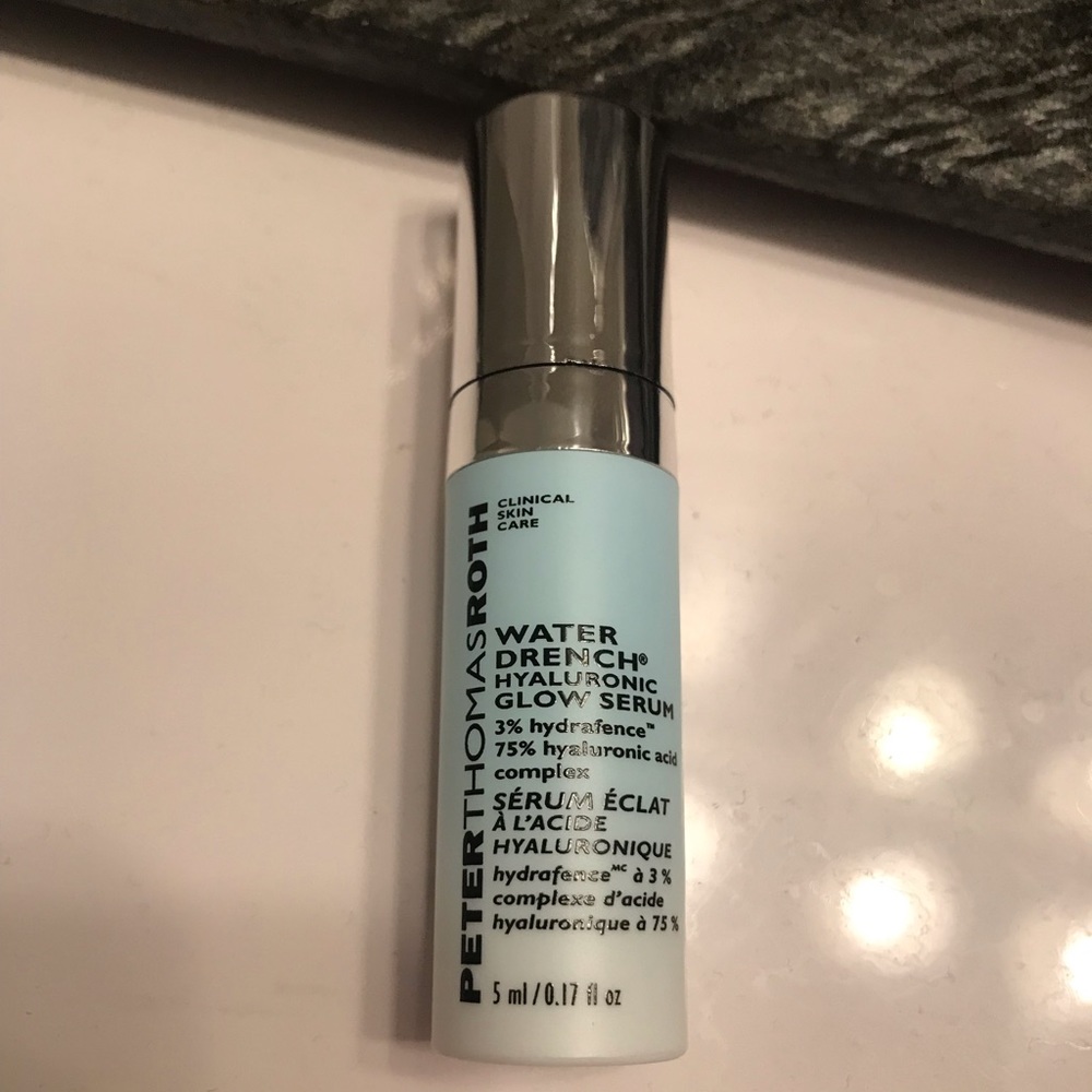 New Peter Thomas Roth Hyaluronic Glow Serum